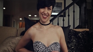 Asian Cadey Mercury blowjob in office