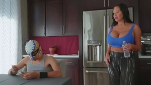 Cougar Sybil Stallone facesitting