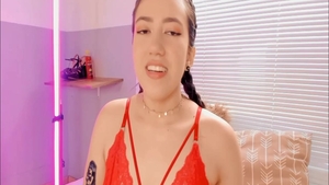 Big boobs latina babe masturbating live on webcam