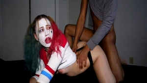 Perfect body Harley Quinn need gets blowjob