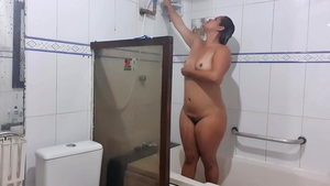 Sloppy fucking along with big ass latina amateur