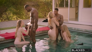 Big ass babe Tali Dova rushes sex scene