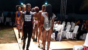 Very kinky ebony female really likes homemade hard ramming HD